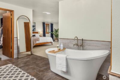 11925 Maplewood Avenue , Edmonds, WA 98026 - Photo 26