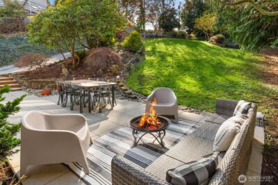 11925 Maplewood Avenue , Edmonds, WA 98026 - Photo 3