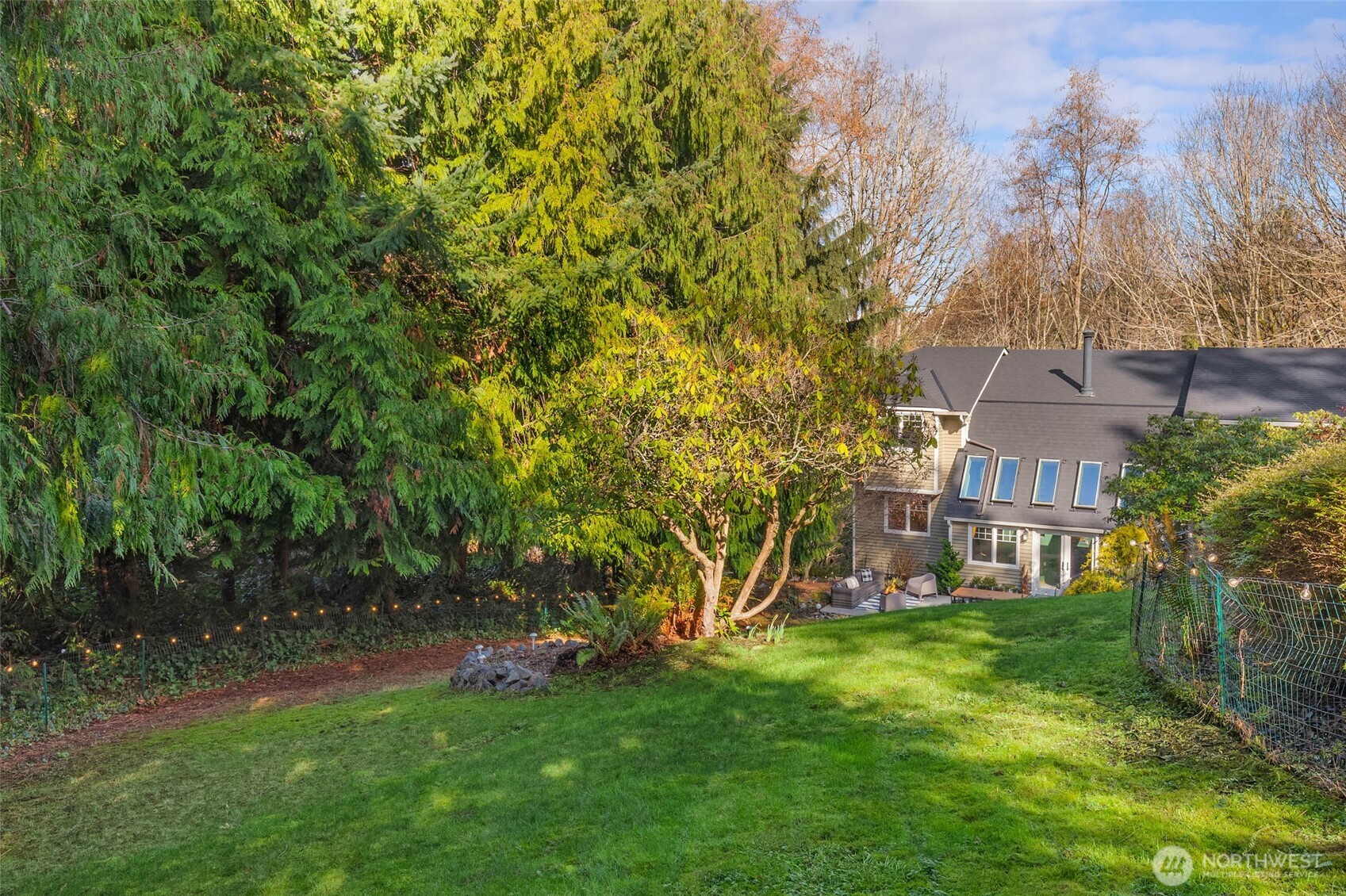 11925 Maplewood Avenue , Edmonds, WA 98026