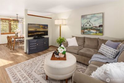 11925 Maplewood Avenue , Edmonds, WA 98026 - Photo 8