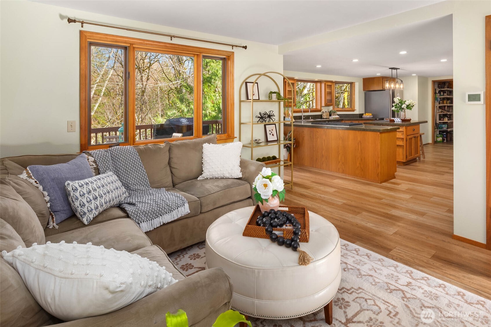 11925 Maplewood Avenue , Edmonds, WA 98026