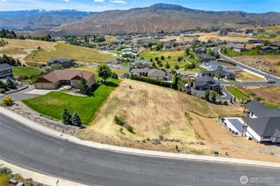 443 W Rolling Hills Lane , Wenatchee, WA 98801 - Photo 6