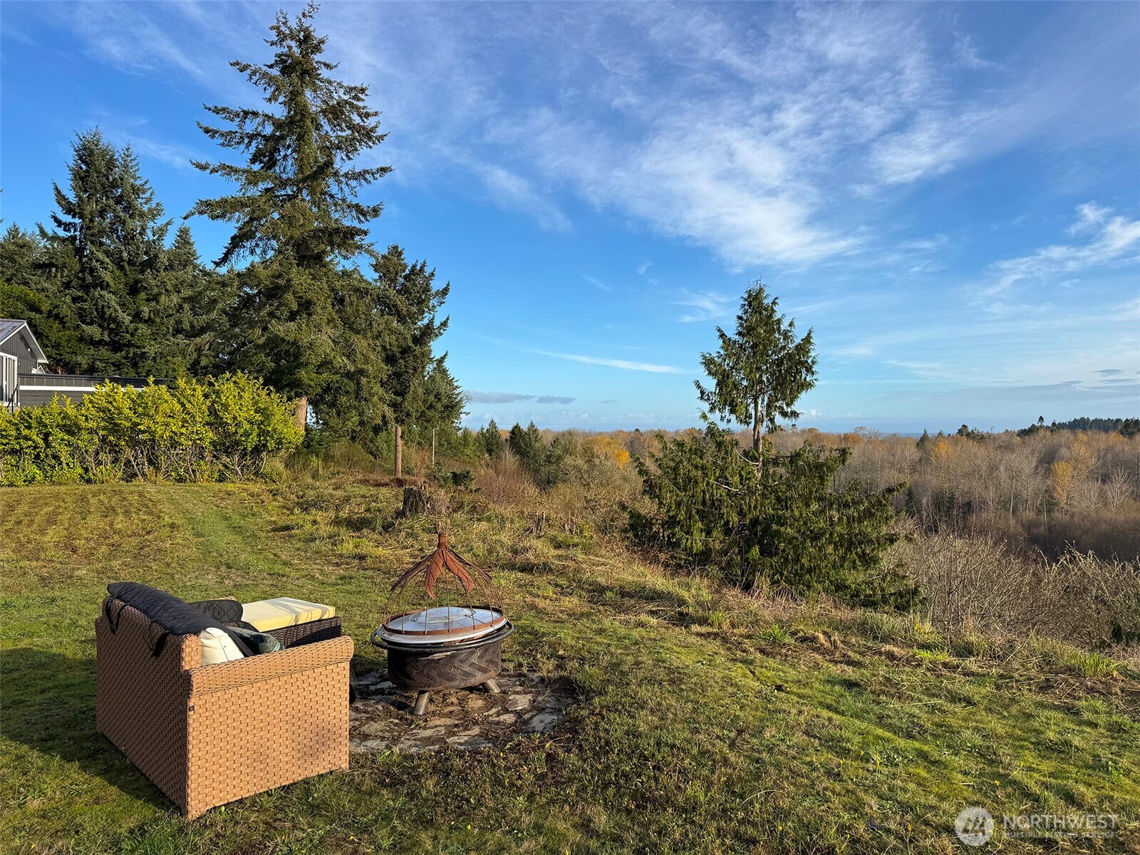 714 Hunt Road , Port Angeles, WA 98363
