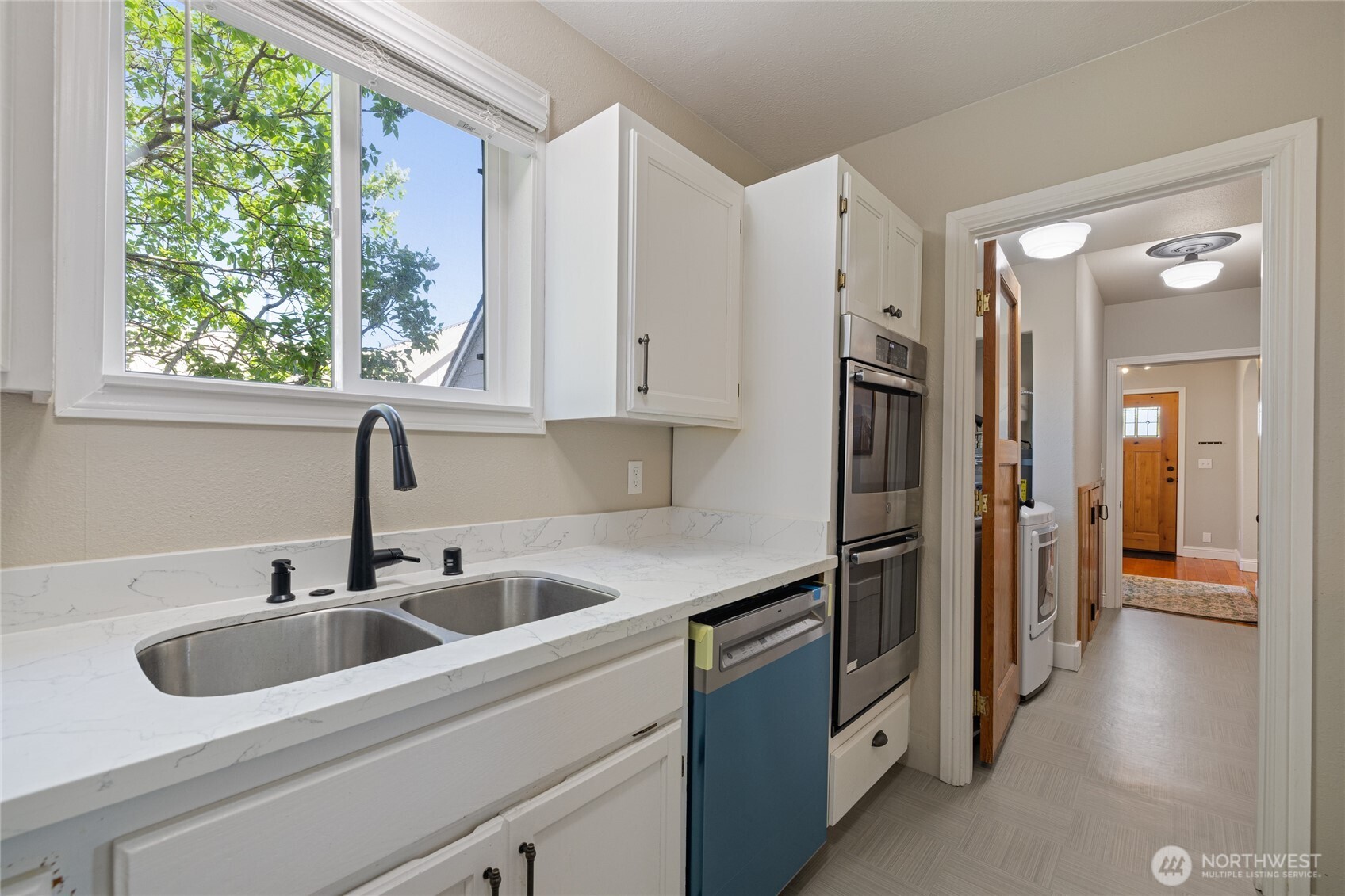 214 Adams Avenue S, Eatonville, WA 98328