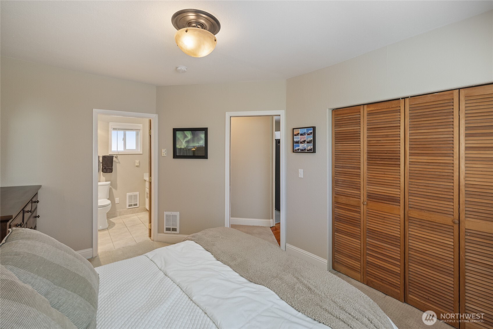 214 Adams Avenue S, Eatonville, WA 98328