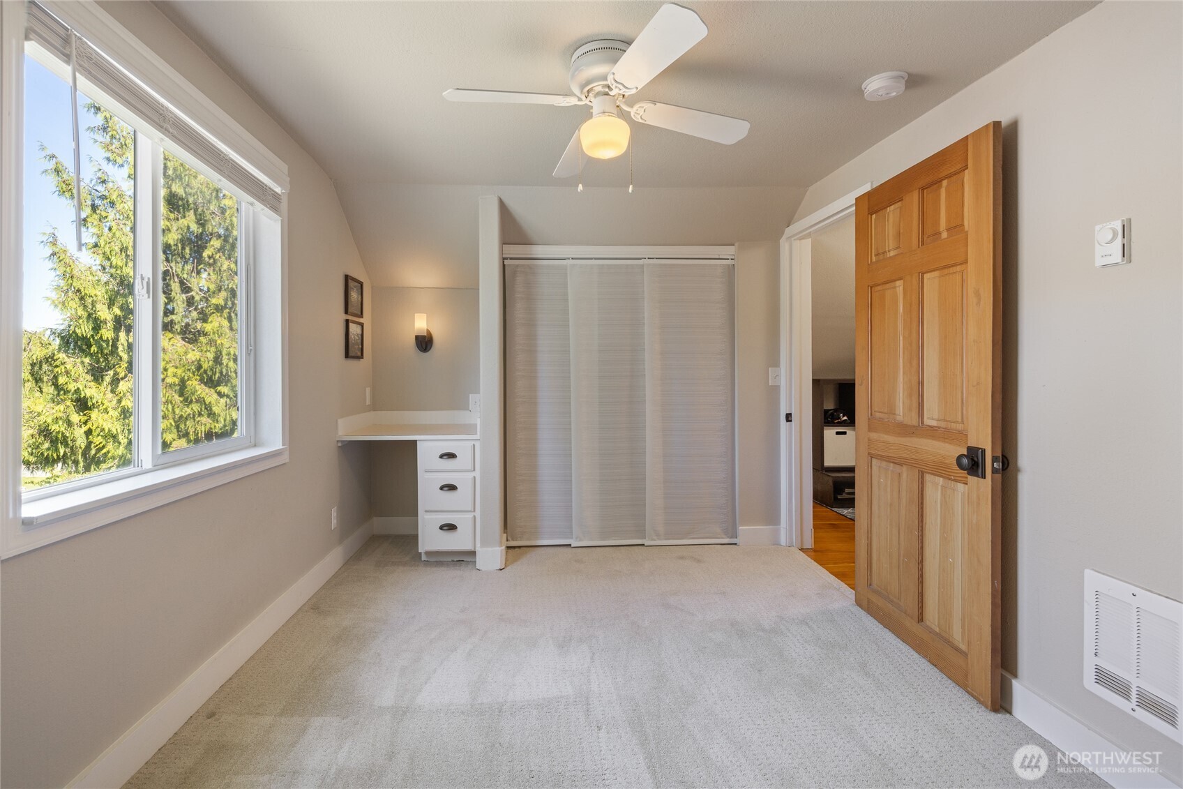 214 Adams Avenue S, Eatonville, WA 98328
