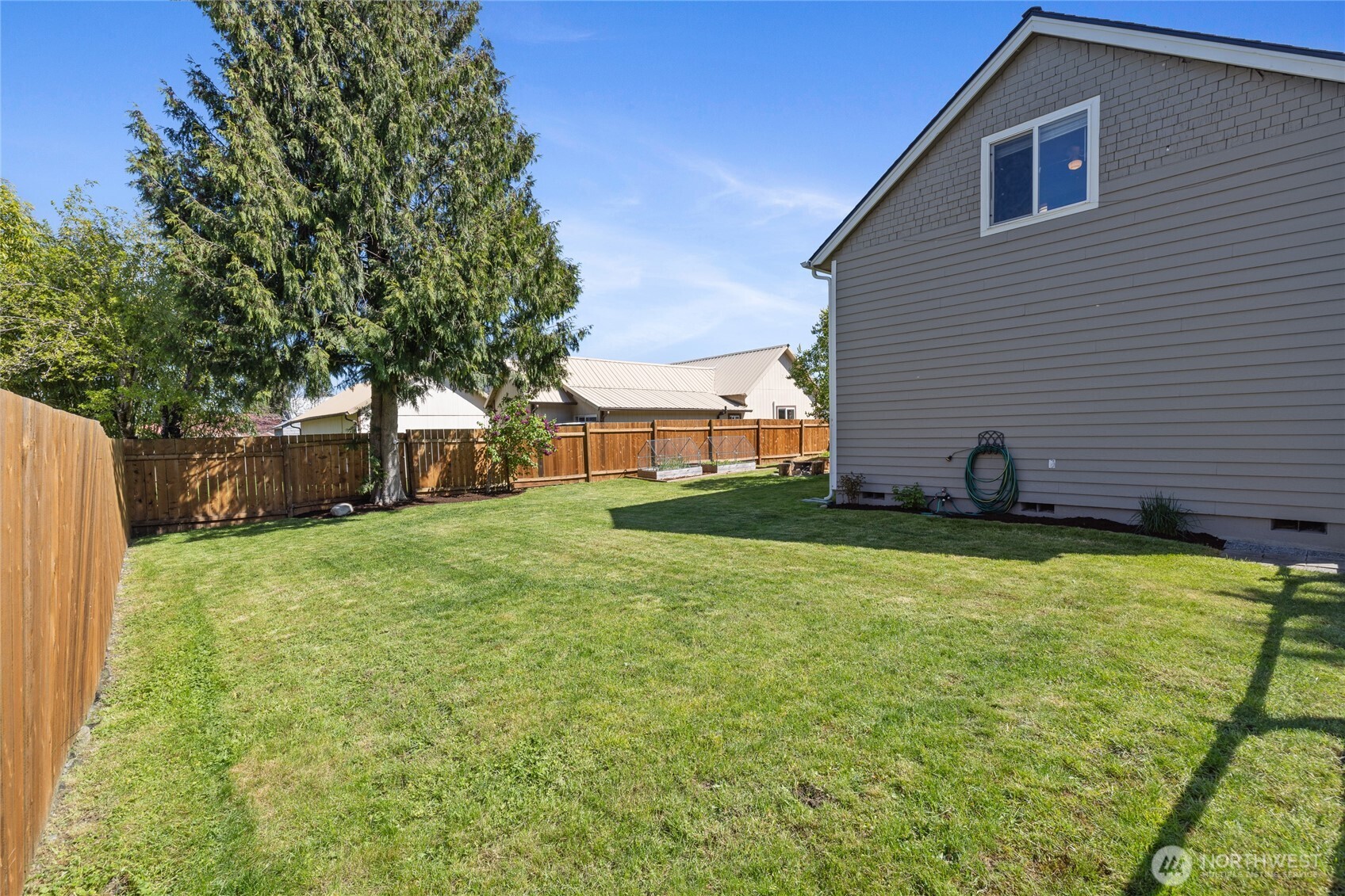 214 Adams Avenue S, Eatonville, WA 98328