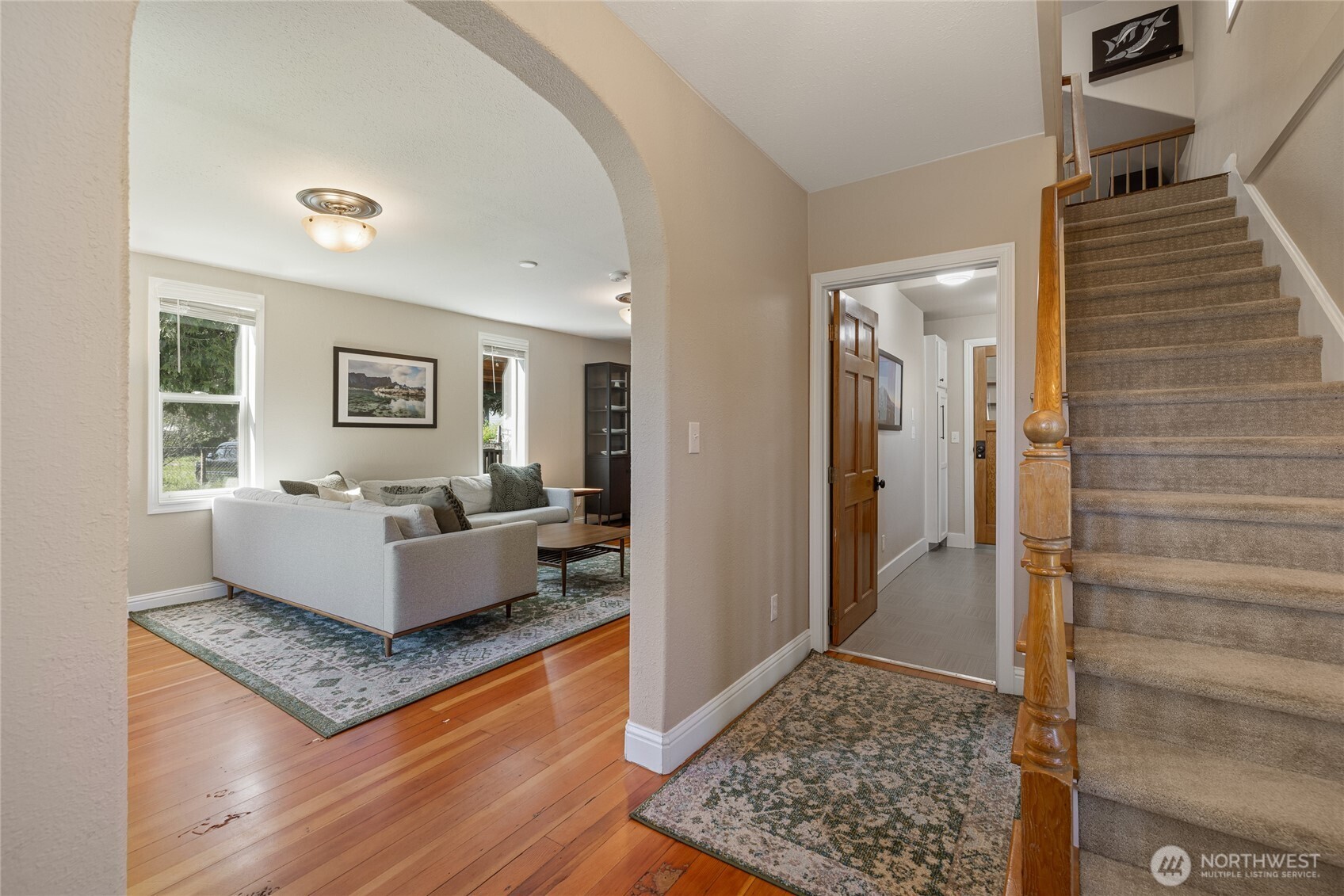 214 Adams Avenue S, Eatonville, WA 98328