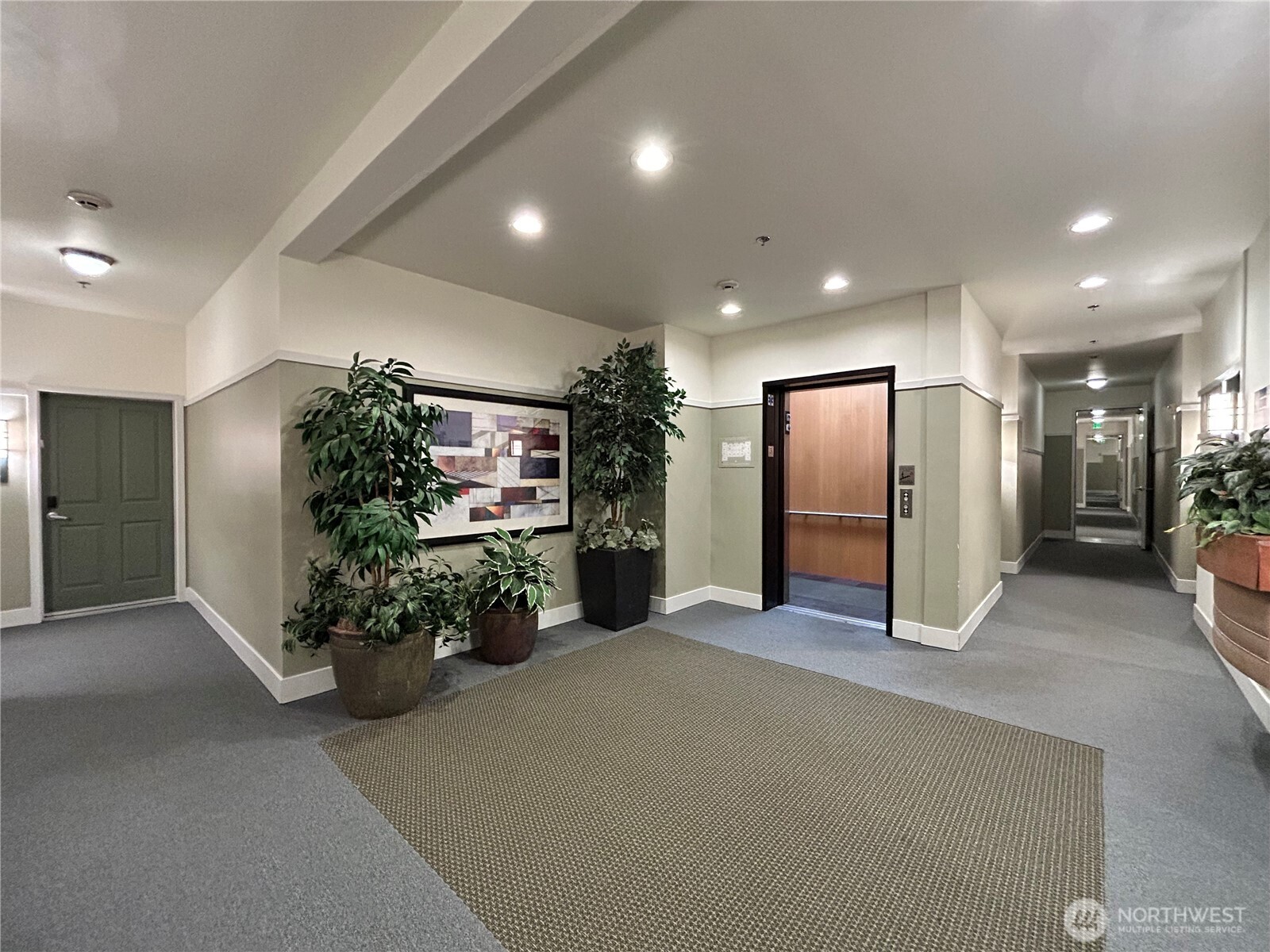 16275 NE 85th Street #313, Redmond, WA 98052