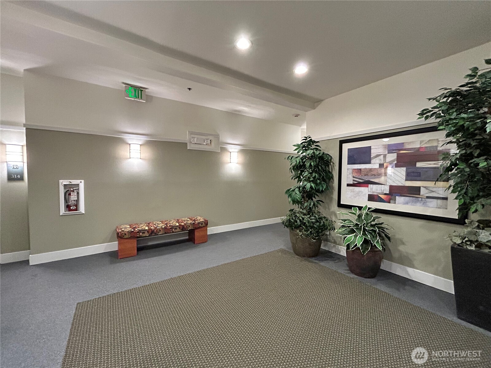 16275 NE 85th Street #313, Redmond, WA 98052