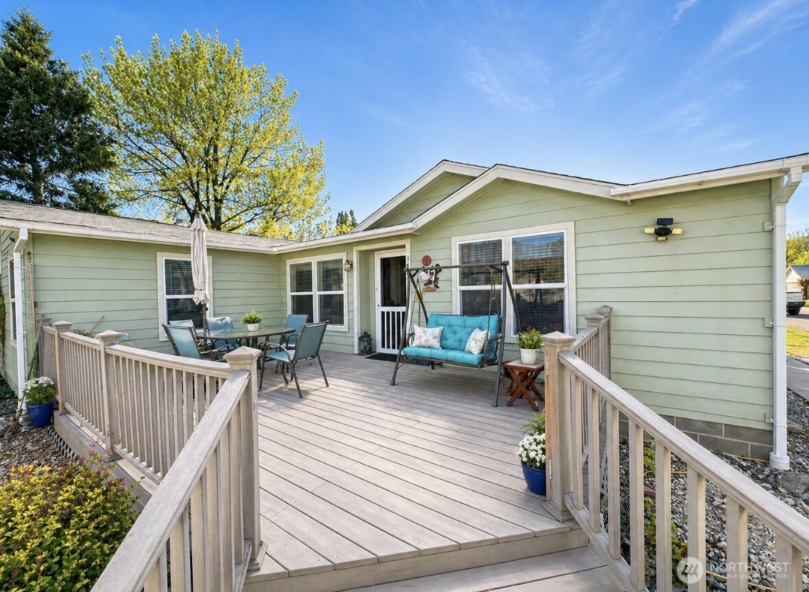 1408 Elm Street , Oroville, WA 98844