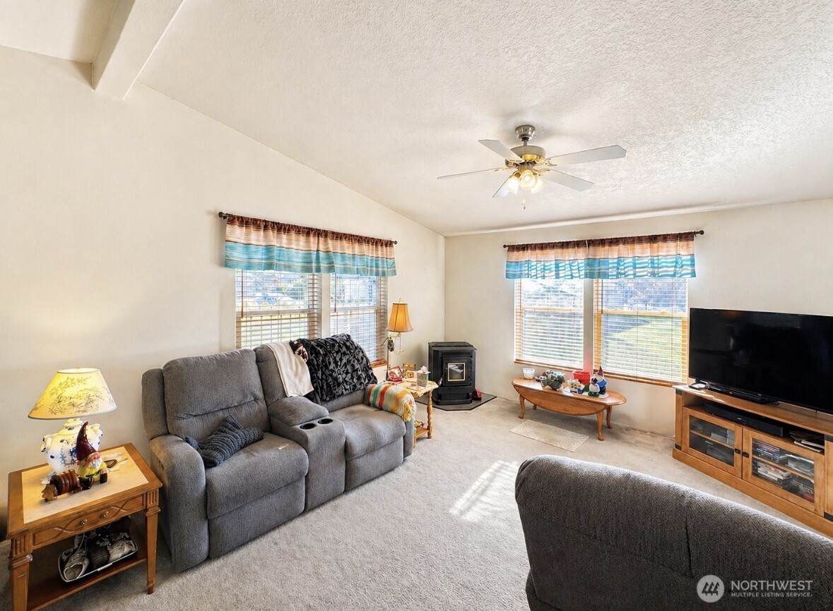 1408 Elm Street , Oroville, WA 98844