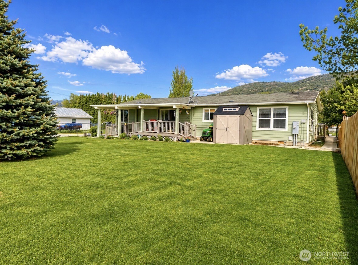 1408 Elm Street , Oroville, WA 98844