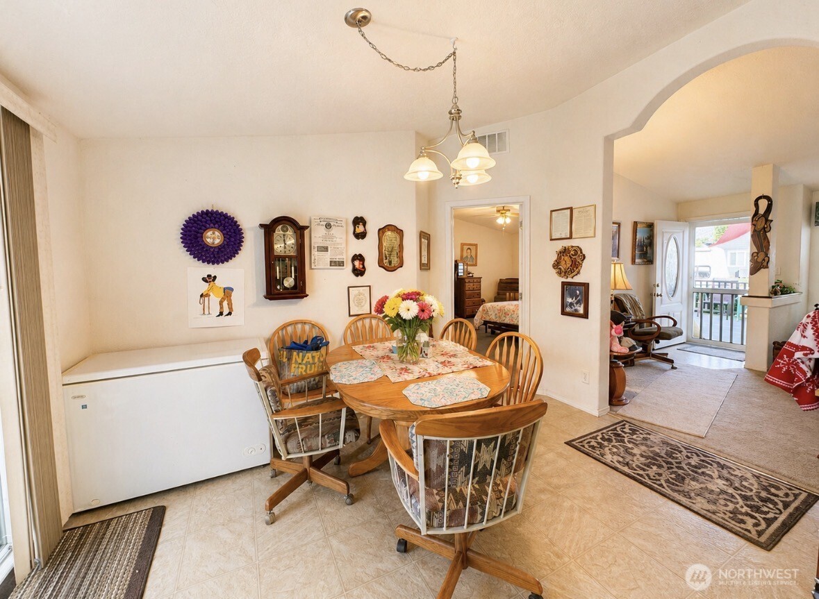 1408 Elm Street , Oroville, WA 98844