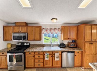 1408 Elm Street , Oroville, WA 98844 - Photo 10