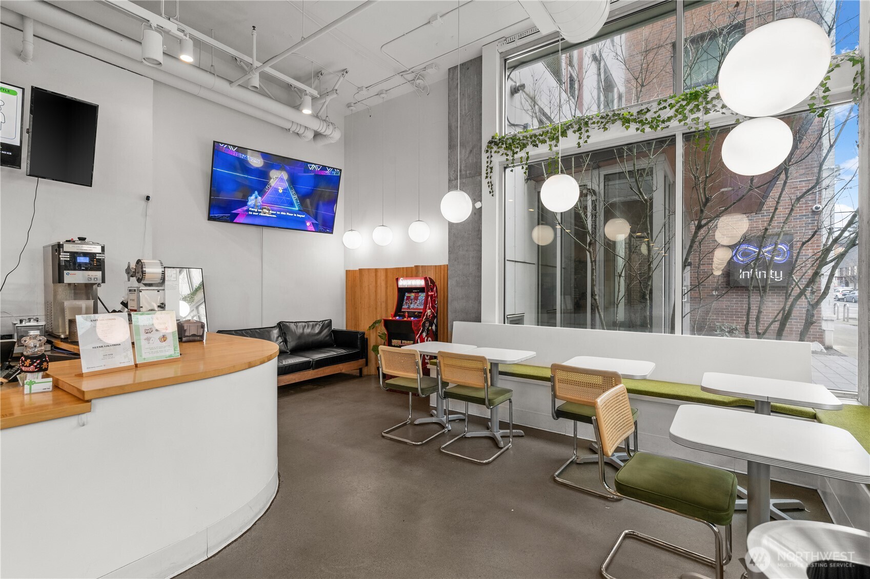 1416 10th Avenue , Seattle, WA 98122