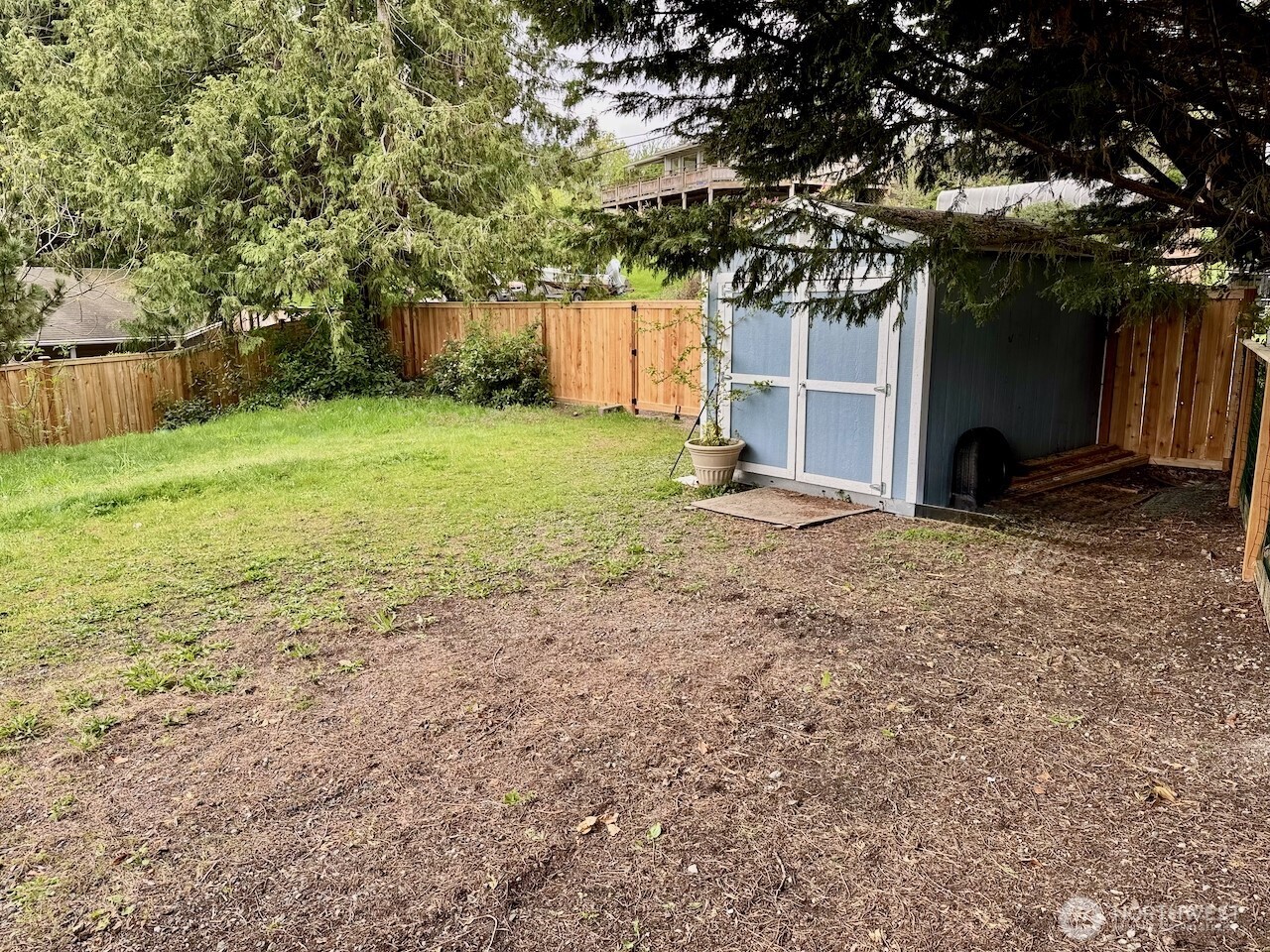 18616 Angeline Avenue NE, Suquamish, WA 98392