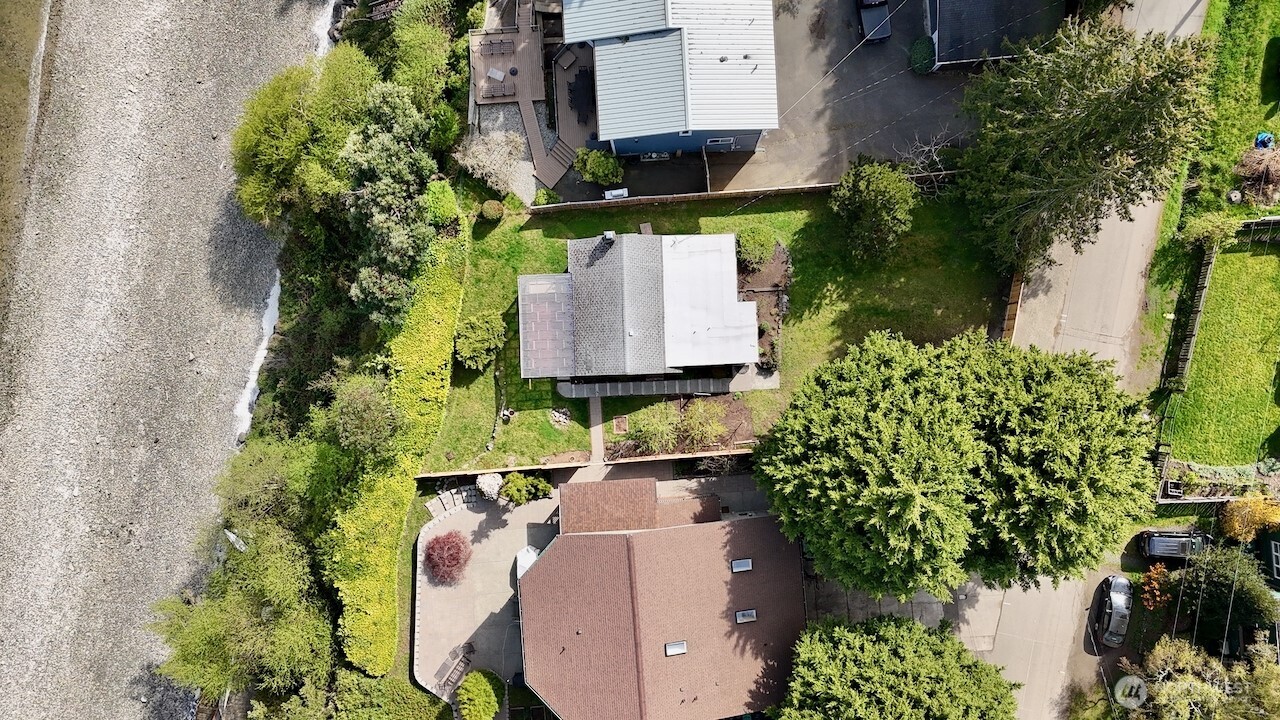 18616 Angeline Avenue NE, Suquamish, WA 98392