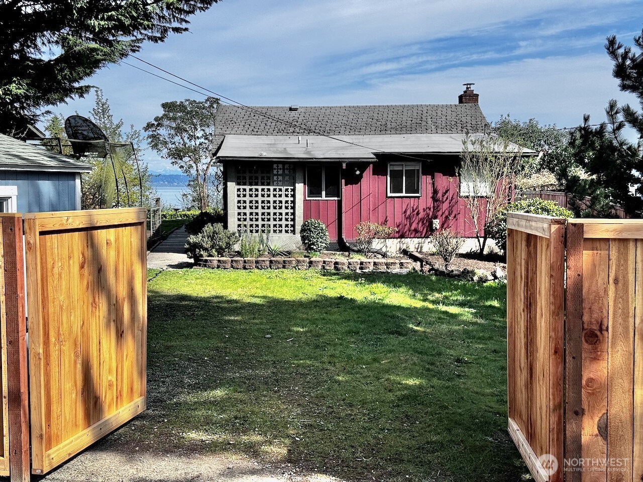18616 Angeline Avenue NE, Suquamish, WA 98392