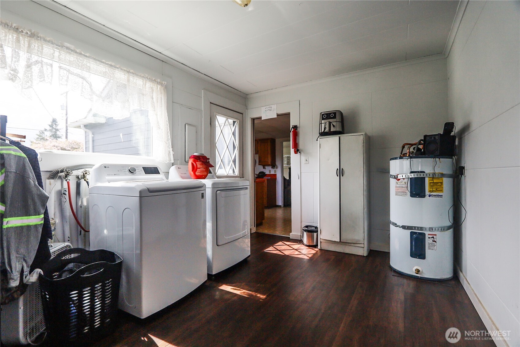 2835 Pacific Avenue , Hoquiam, WA 98550