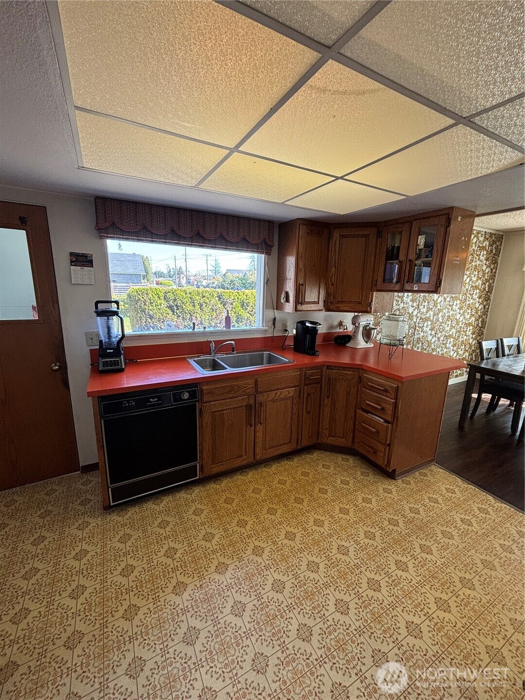 2835 Pacific Avenue , Hoquiam, WA 98550