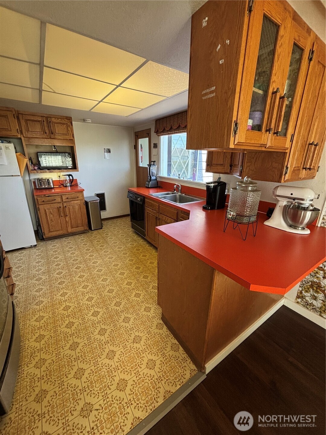 2835 Pacific Avenue , Hoquiam, WA 98550