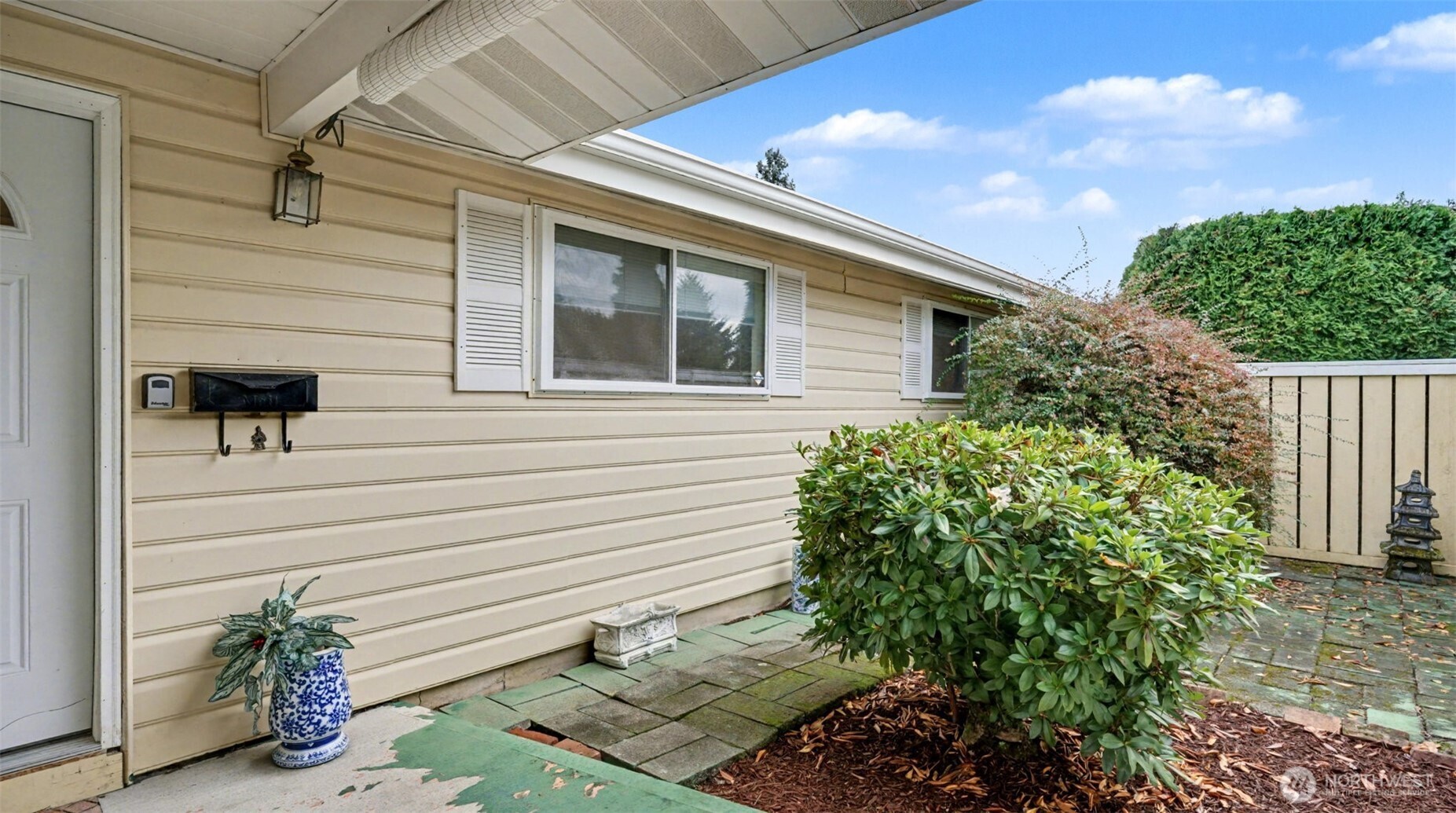 5709 N 13th Street , Tacoma, WA 98406