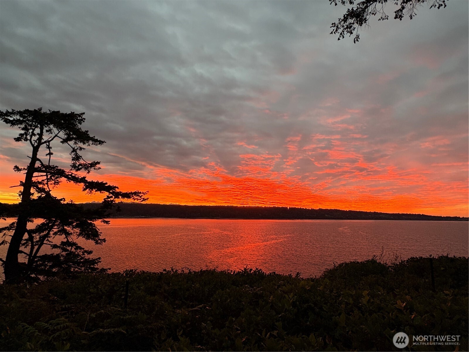 3392 Harbor View Drive , Langley, WA 98260