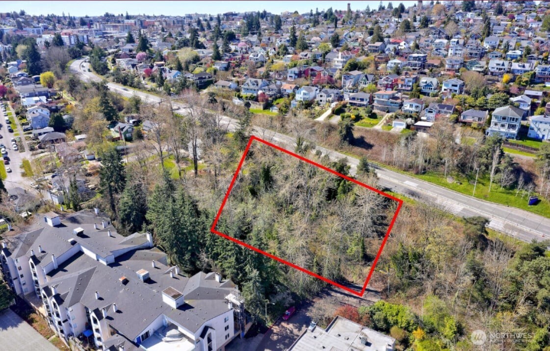3905 SW Avalon Way , Seattle, WA 98126