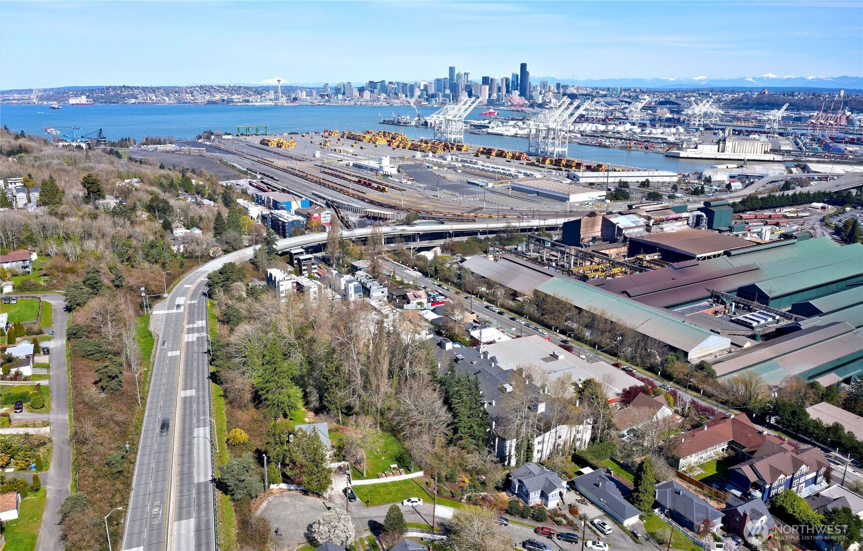 3905 SW Avalon Way , Seattle, WA 98126