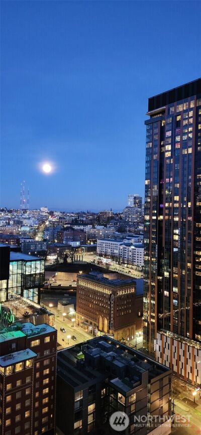 737 Olive Way #2503, Seattle, WA 98101