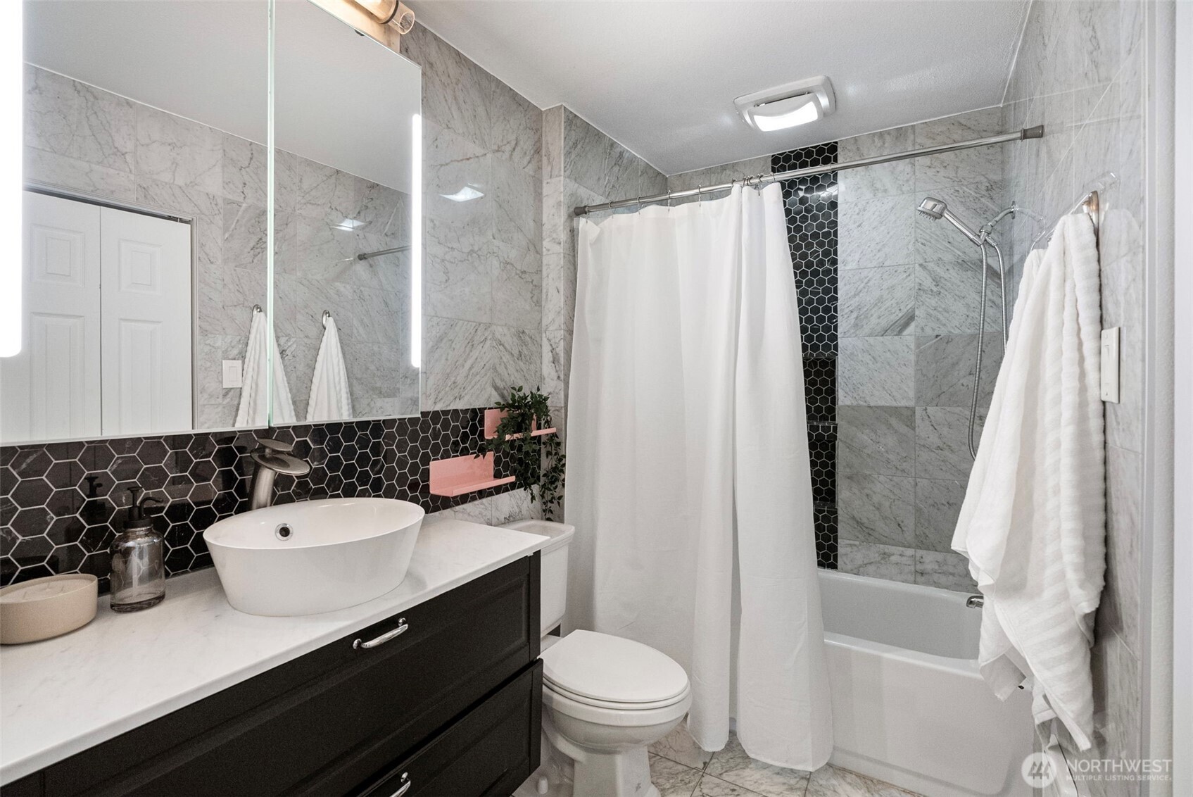 1407 N 11th Street , Tacoma, WA 98403-1209