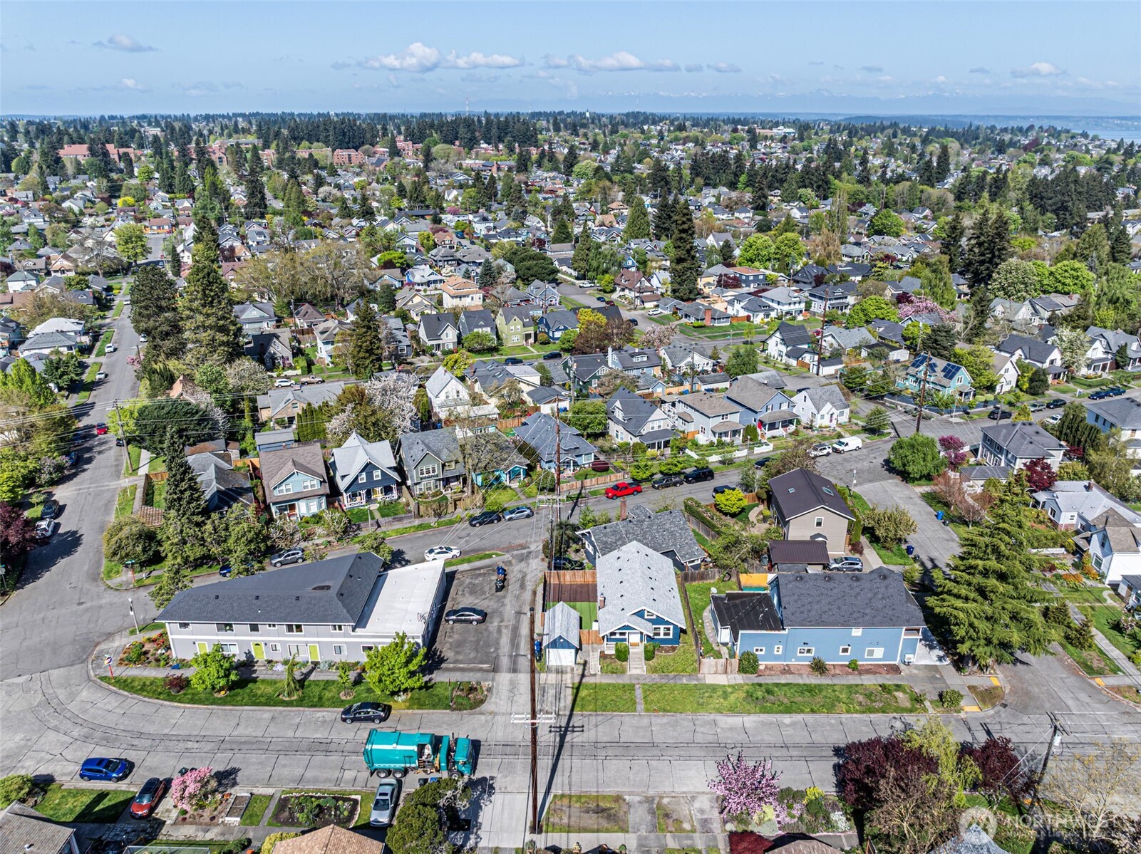 1407 N 11th Street , Tacoma, WA 98403-1209