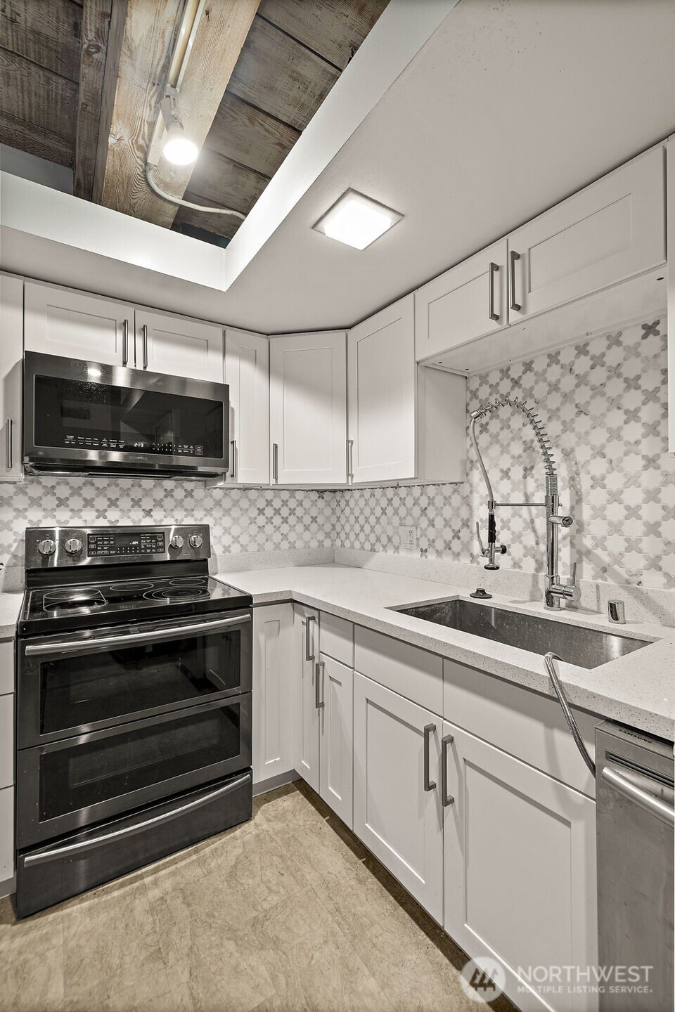 1507 Western Avenue #R203, Seattle, WA 98101