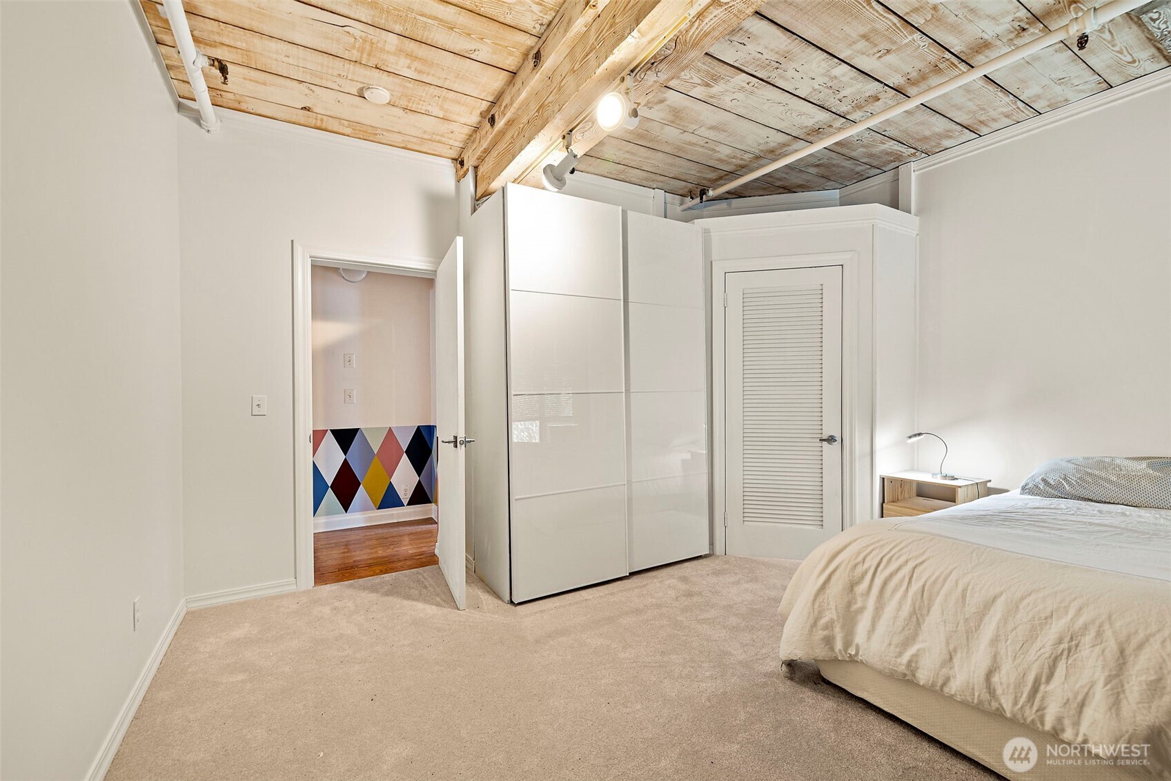 1507 Western Avenue #R203, Seattle, WA 98101