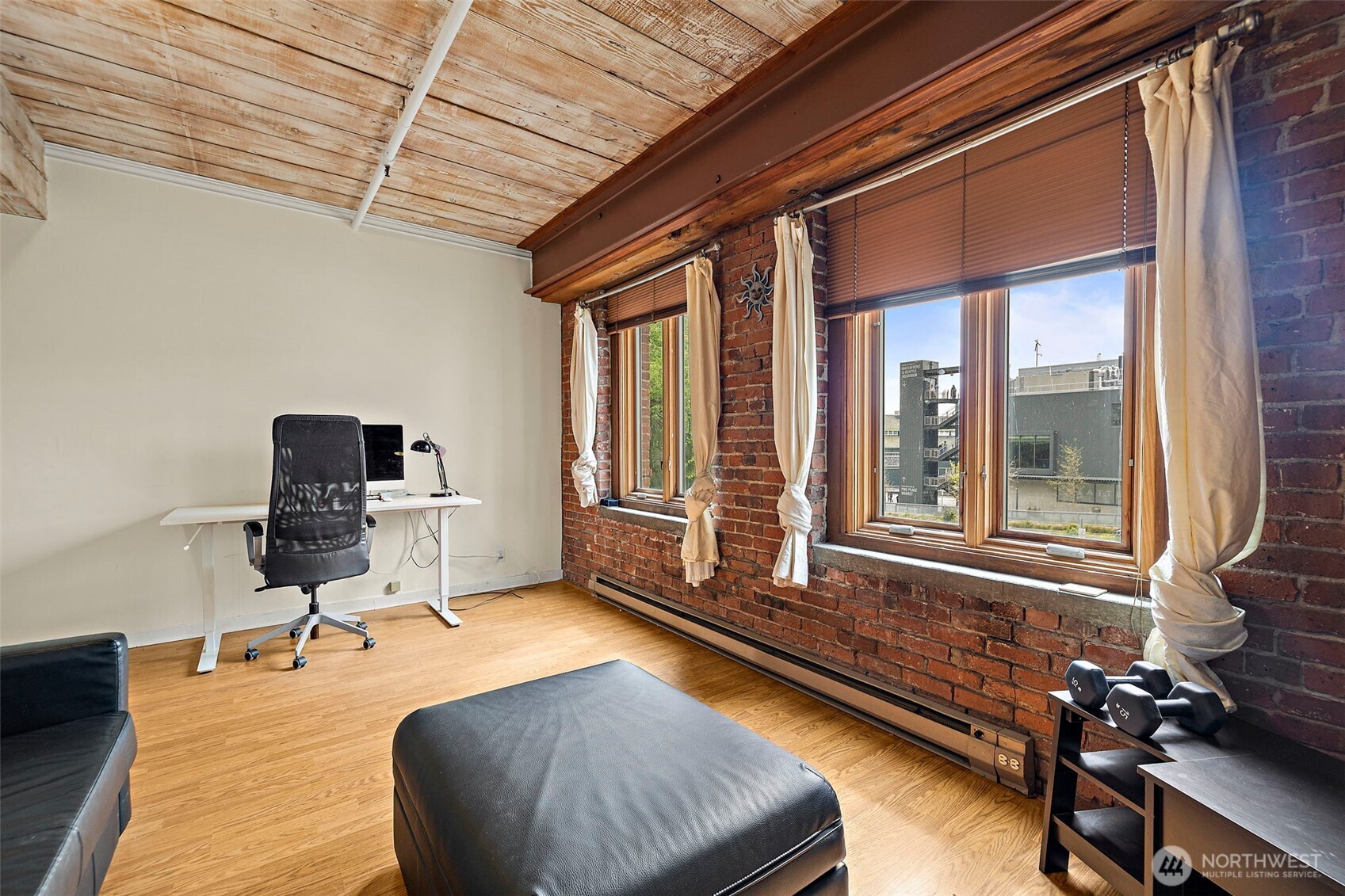1507 Western Avenue #R203, Seattle, WA 98101