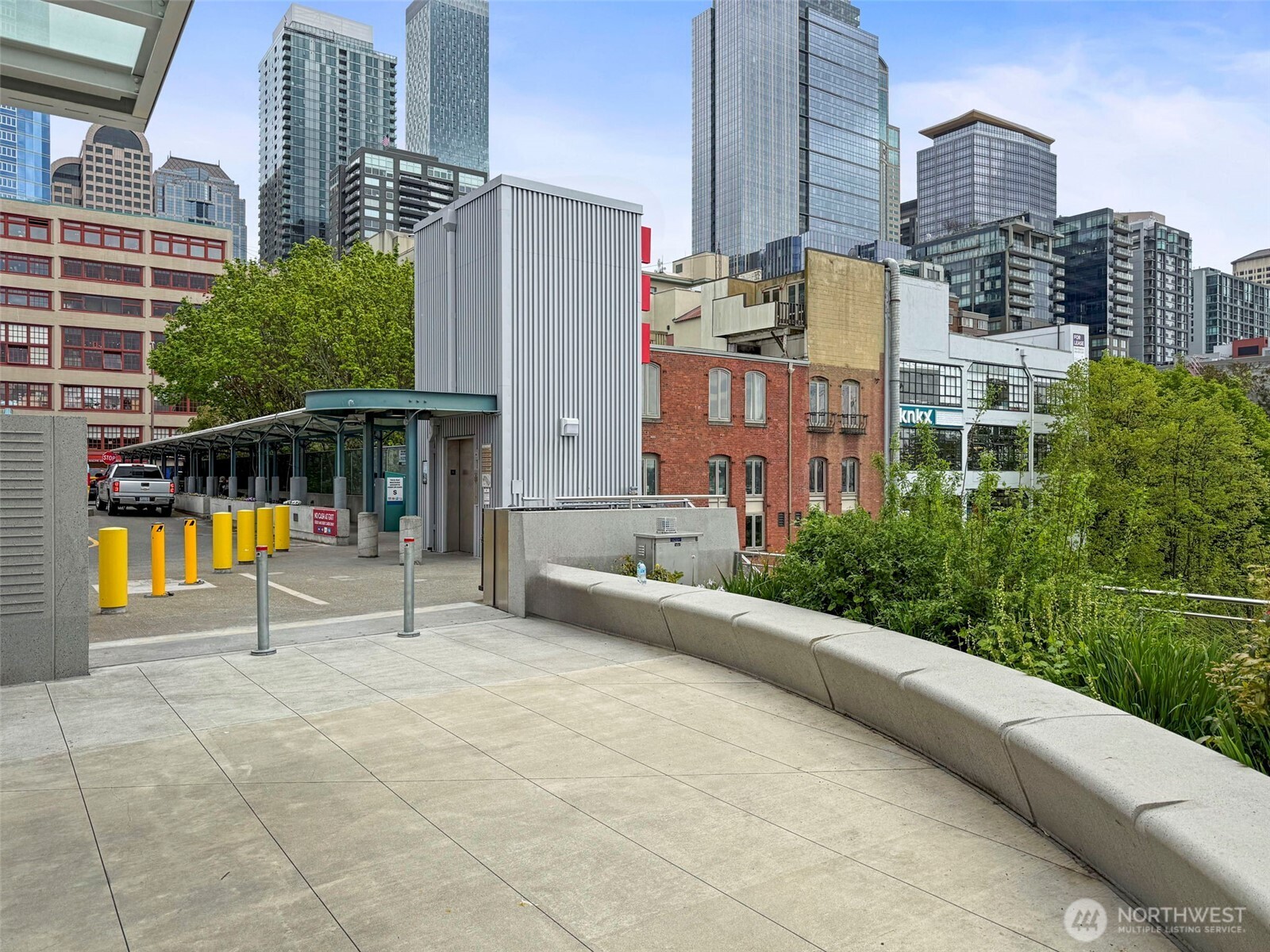 1507 Western Avenue #R203, Seattle, WA 98101