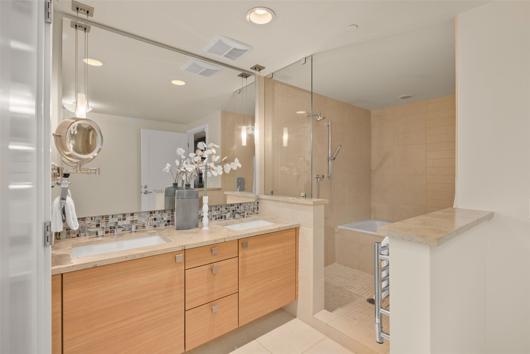 10000 Main St #201, Bellevue, WA 98004