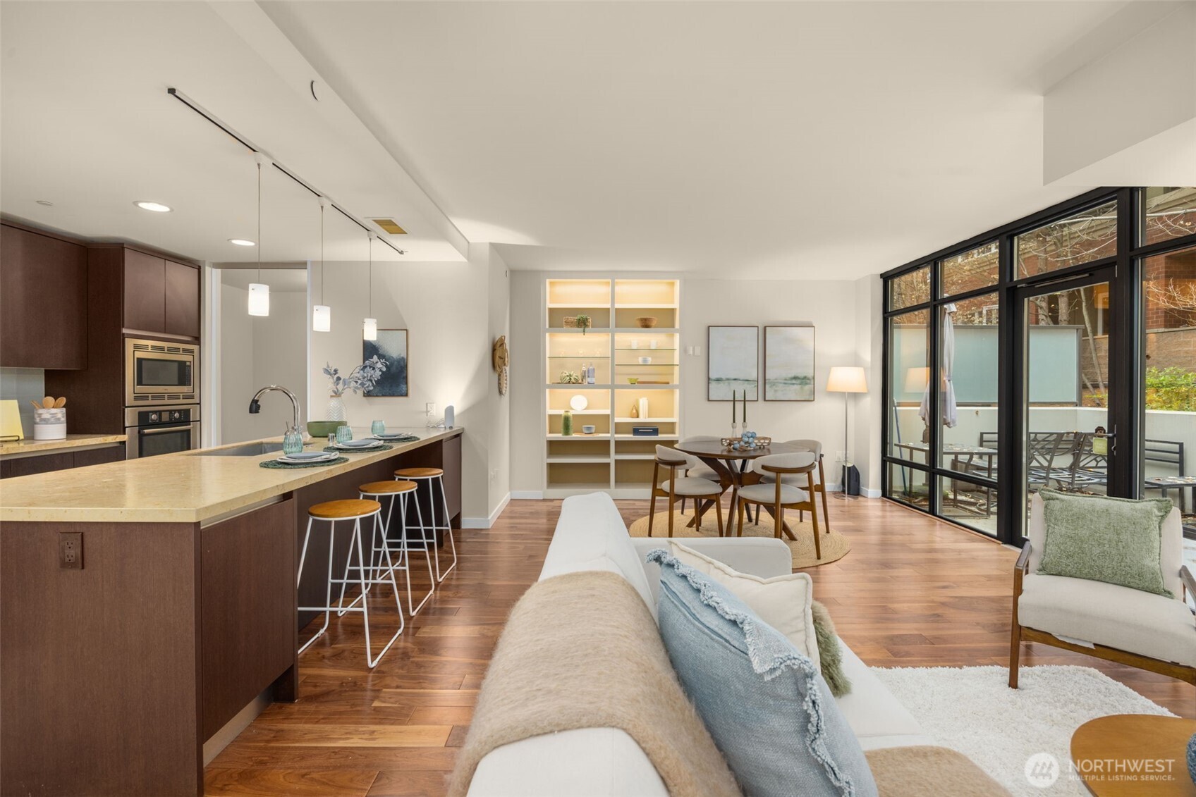 10000 Main St #201, Bellevue, WA 98004