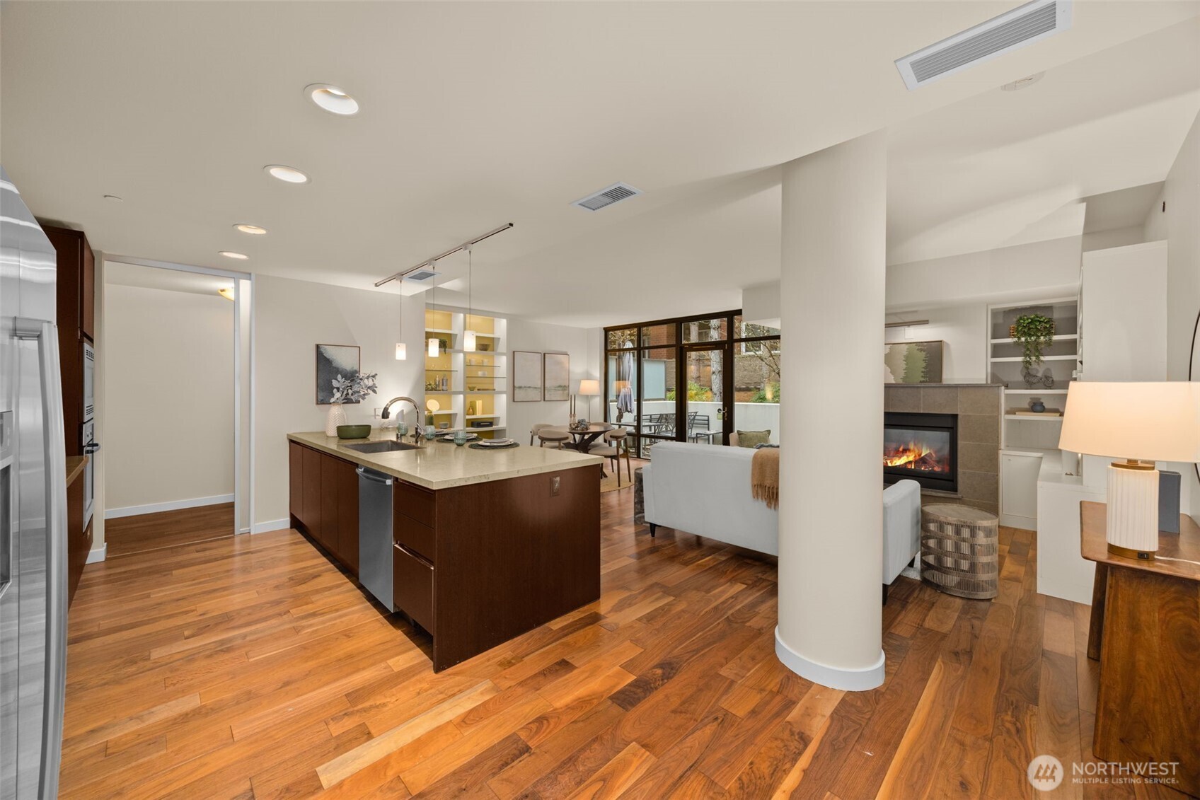 10000 Main St #201, Bellevue, WA 98004