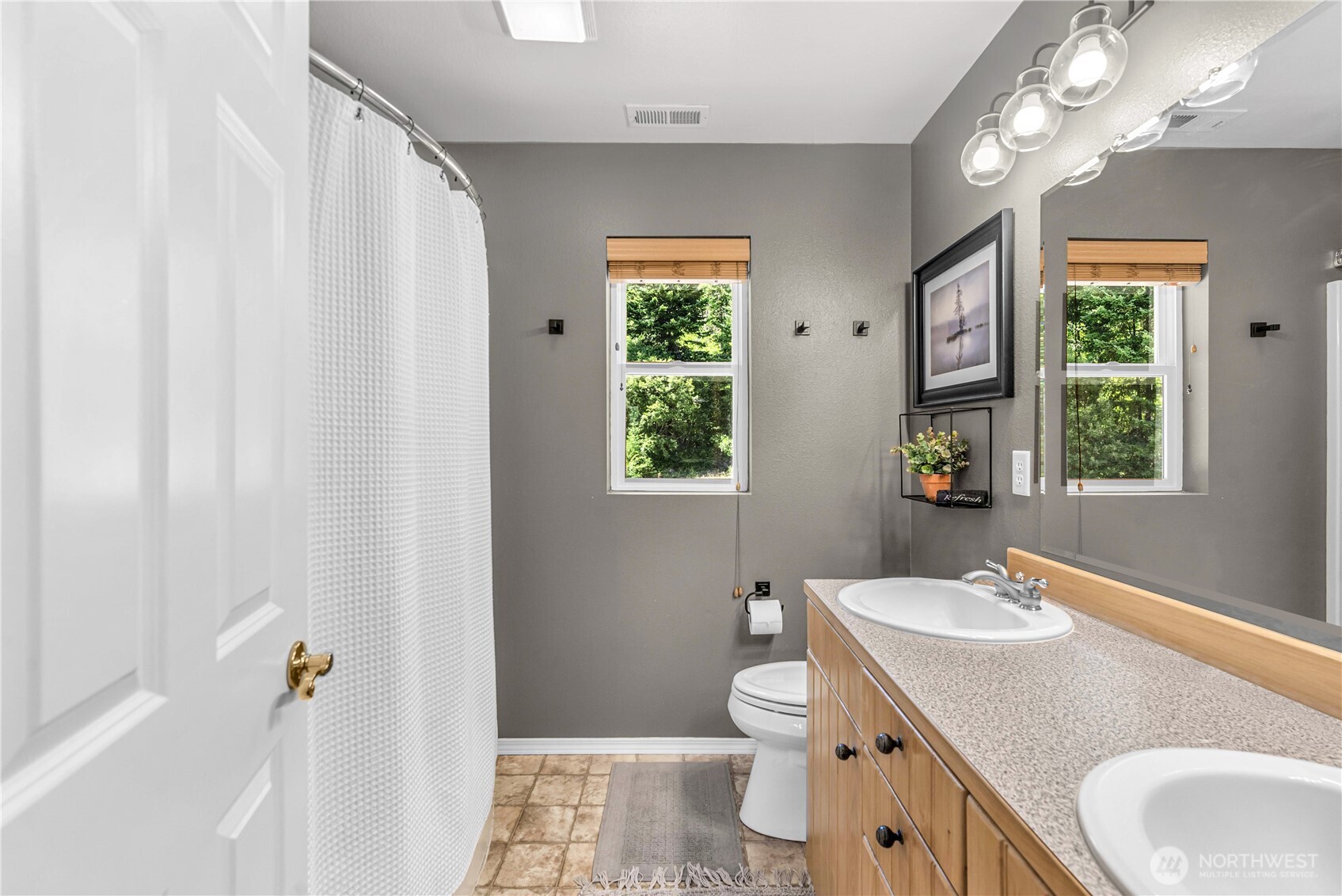 17558 River Road , Leavenworth, WA 98826