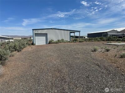 313 Airport Way SW, Mattawa, WA 99349 - Photo 4