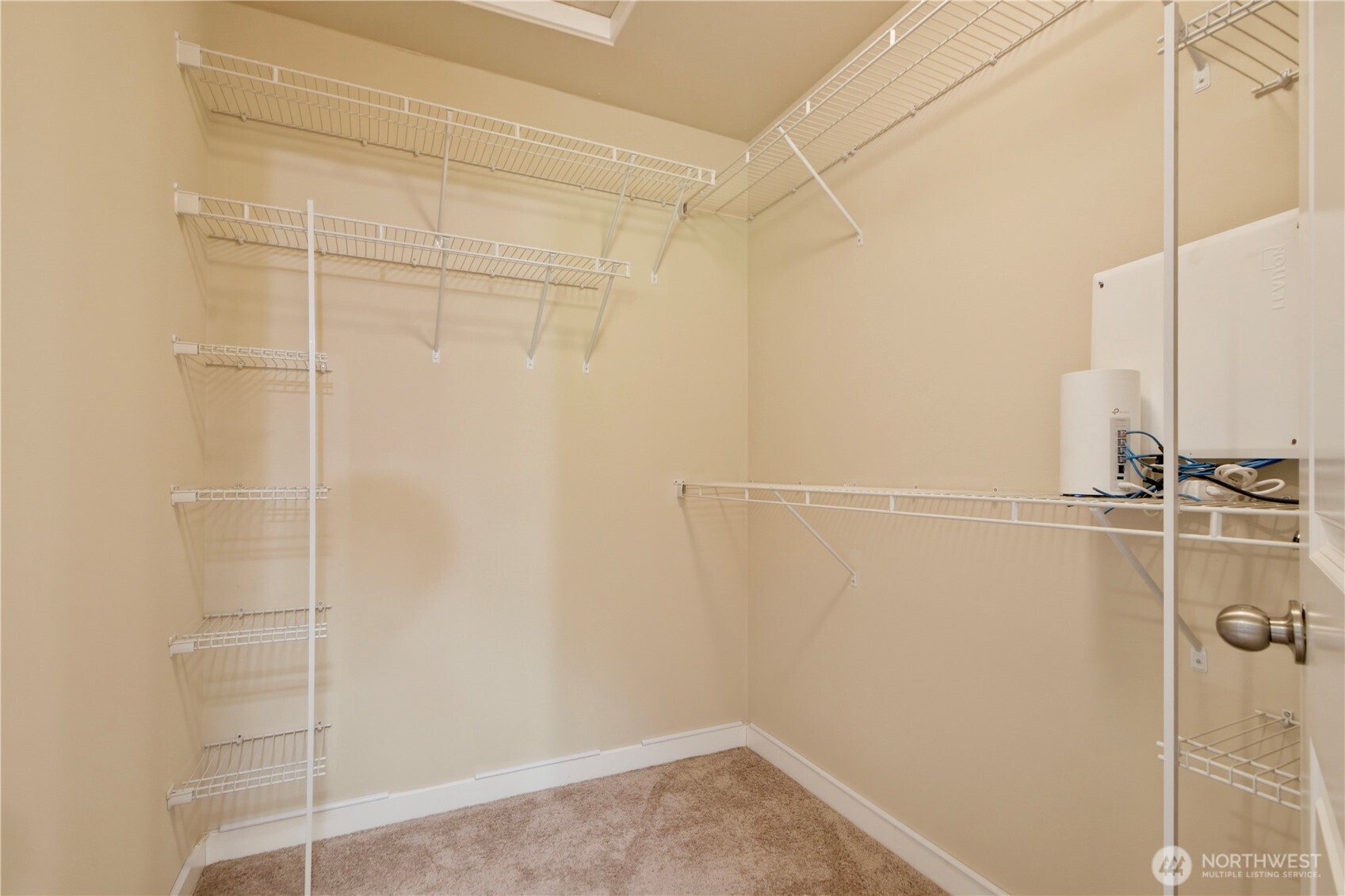 7326 NE 201st Place , Kenmore, WA 98028