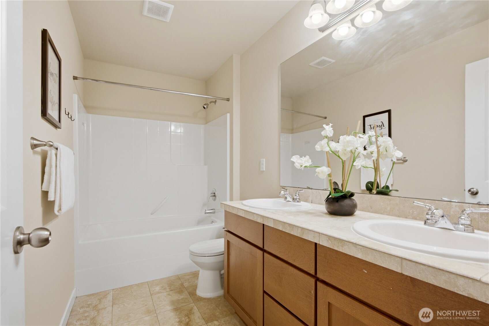 7326 NE 201st Place , Kenmore, WA 98028
