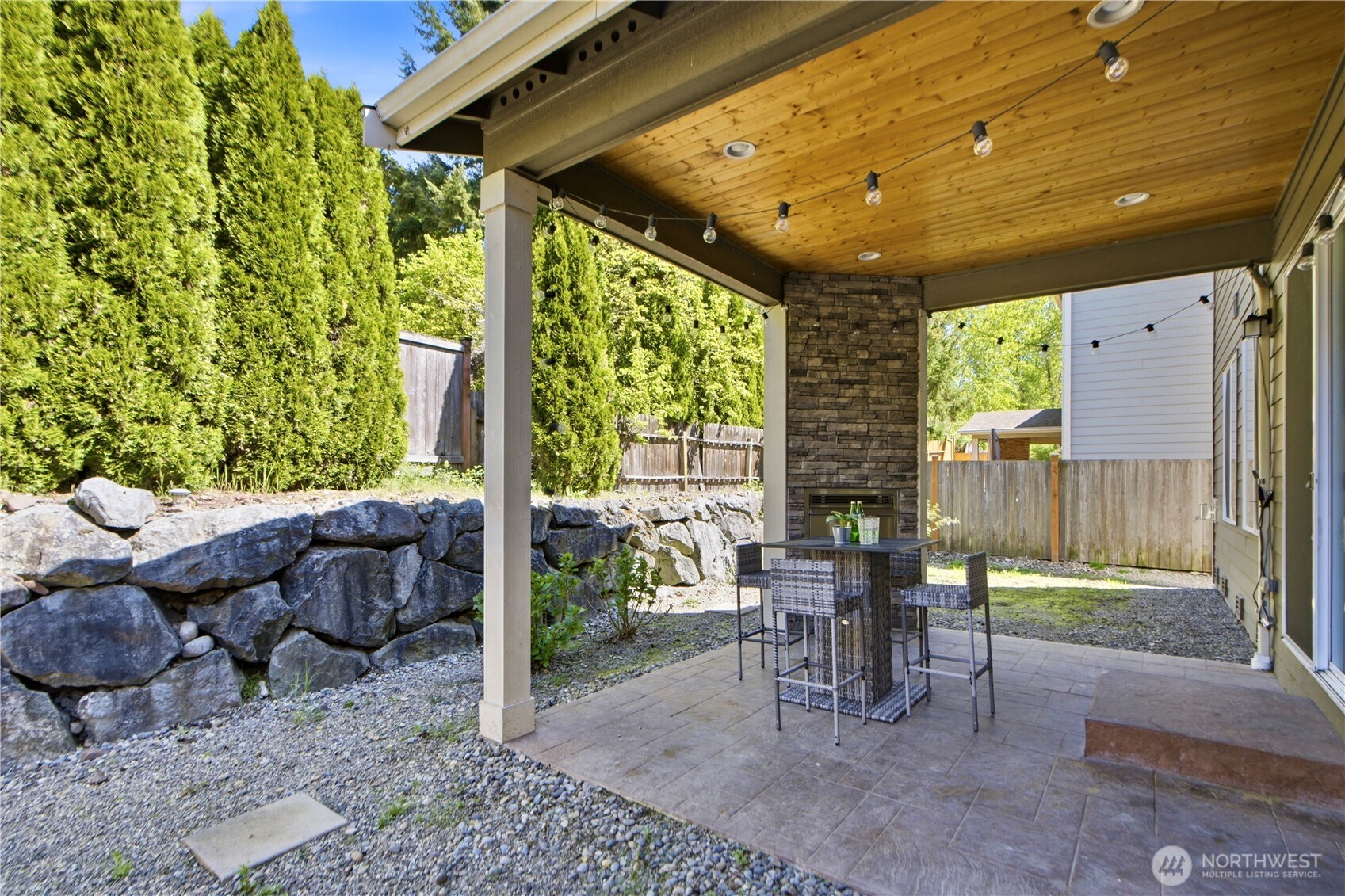 7326 NE 201st Place , Kenmore, WA 98028