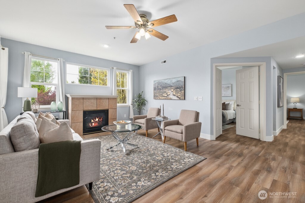 400 S 46th Place #B, Renton, WA 98055