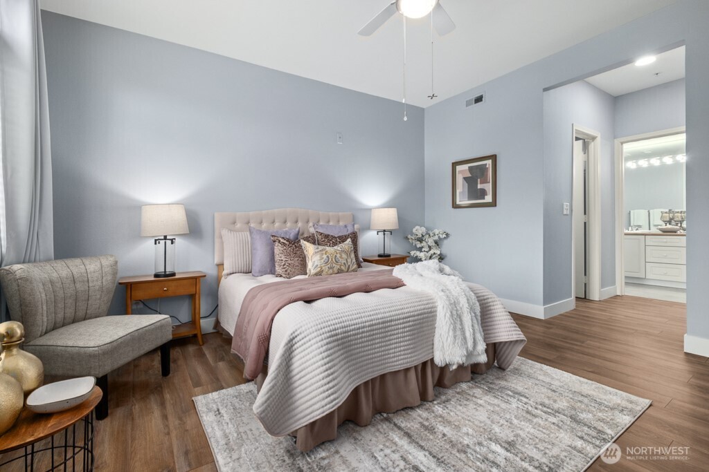 400 S 46th Place #B, Renton, WA 98055