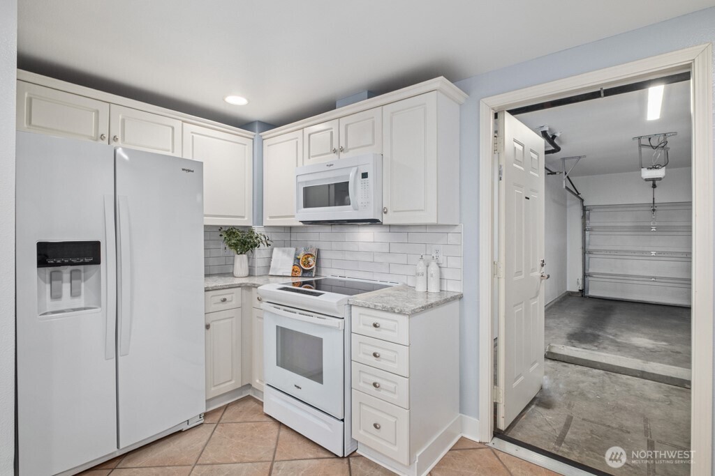 400 S 46th Place #B, Renton, WA 98055