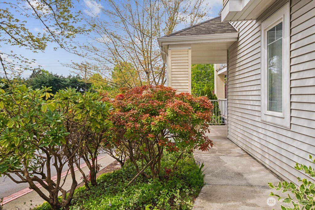 400 S 46th Place #B, Renton, WA 98055
