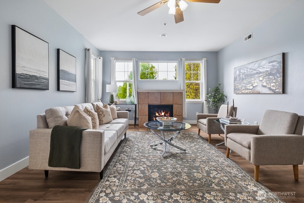 400 S 46th Place #B, Renton, WA 98055